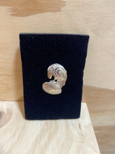 Load image into Gallery viewer, Raven Brooch