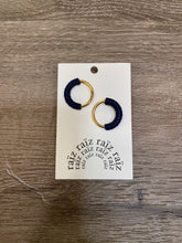 Load image into Gallery viewer, Macrame Earrings