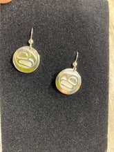 Load image into Gallery viewer, Eagle Sunlight Earrings