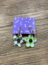 Load image into Gallery viewer, DConstruct eco resin earrings
