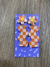 Load image into Gallery viewer, DConstruct eco resin earrings
