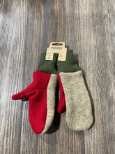 Load image into Gallery viewer, Nooks mitts (6-10 years)