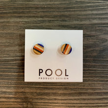 Load image into Gallery viewer, Circle Skateboard Earring