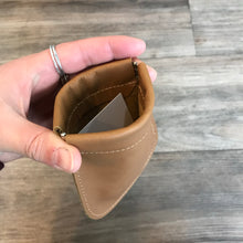 Load image into Gallery viewer, Pinch Pouch