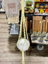 Load image into Gallery viewer, Macrame Plant Hangers