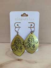 Load image into Gallery viewer, Statement earrings
