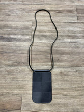 Load image into Gallery viewer, Leather phone sling
