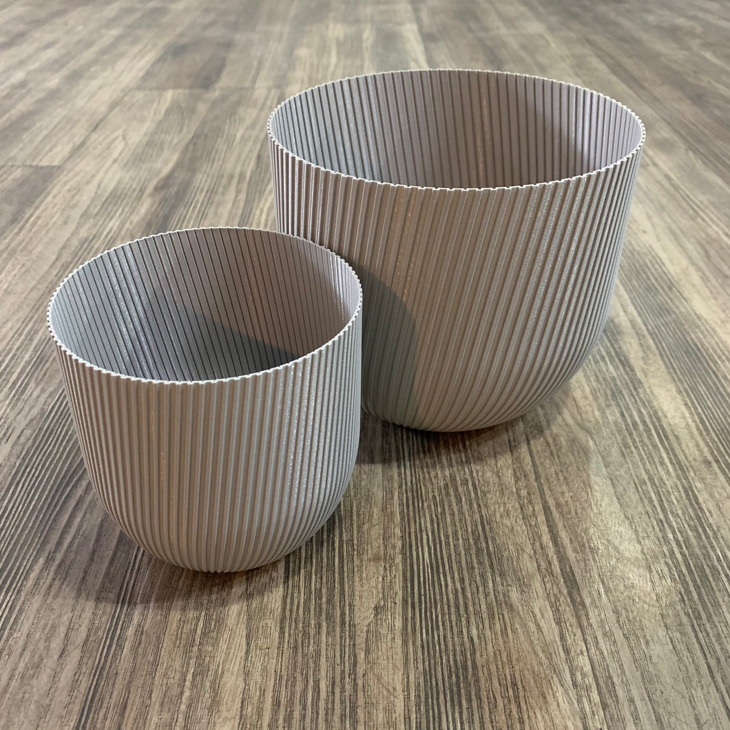 Light Grey 3D Printed Lines Pot
