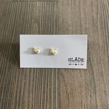 Load image into Gallery viewer, Porcelain Kitty Studs
